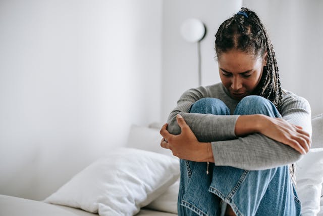 How to Identify Early Signs of HIV in Women
