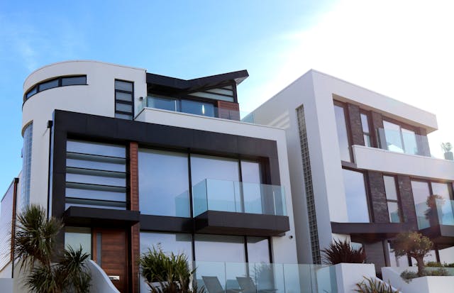 Which is The Best Option Between Buying vs. Building a House?