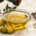 9 Amazing Benefits of Olive Oil