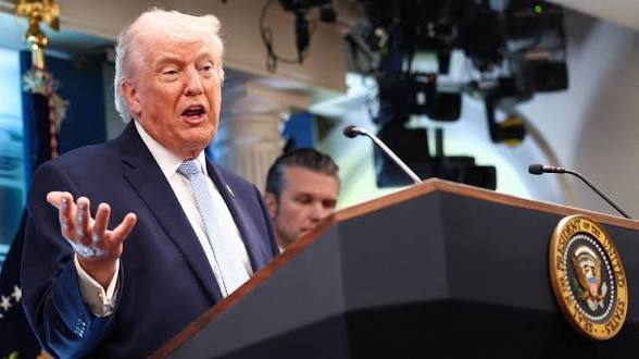 Trump Announces Iran Ceasefire as Strait of Hormuz Reopens, Oil to Drop